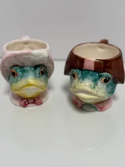 FIGURAL PAIR
