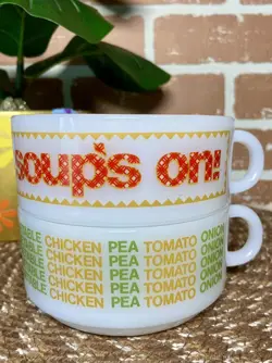 RETRO KITCHEN