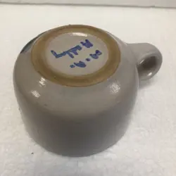 STONEWARE MUG HAND