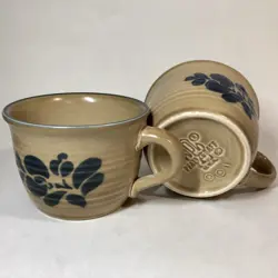 2 VINTAGE PFALTZGRAFF FOLK ART COFFEE CUPS / MUGS TAN WITH BLUE ACCENTS PERFECT!