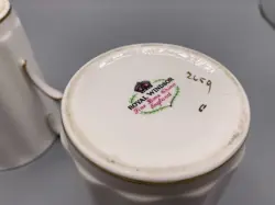 VINTAGE UNIQUE