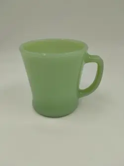 VINTAGE FIRE KING GREEN JADEITE MUG D HANDLE CUP RESTAURANT WARE MUG
