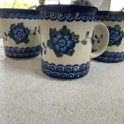 POPPIES MUGS
