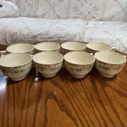 PORCELAIN MILDRED PATTERN