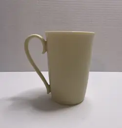 VINTAGE LENOX  MUGS 1 SET OF 4 MUGS  MADE IN USA L137 RARE!
