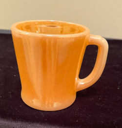 FIRE KING PEACH LUSTER IRIDESCENT D HANDLE COFFEE TEA CUP MUG VINTAGE USA