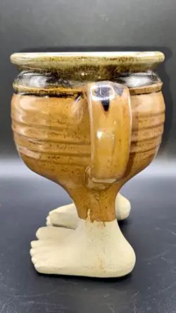 FEET MUG