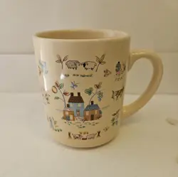 VINTAGE INTERNATIONAL HEARTLAND MUGS
