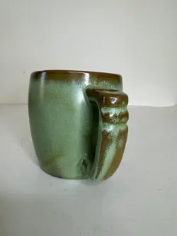 POTTERY MUG PLAINSMAN