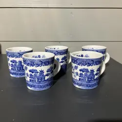 VINTAGE SET OF 5 CHURCHILL BLUE WILLOW 3-1/2 COFFEE MUGS