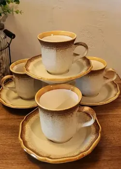 SAUCERS E8001