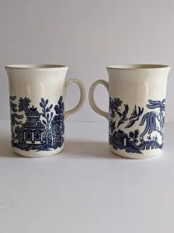 CHURCHILL MUGS OZ