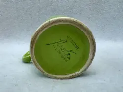 LIGHT GREEN