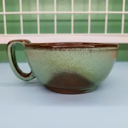 GREEN VINTAGE MUG
