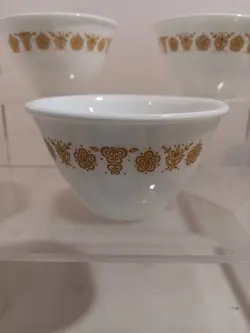 VINTAGE CORNING CORELLE