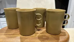 SET OF (4) VINTAGE BENNINGTON POTTERS VERMONT TRIGGER MUG # 1340 BROWN DAVID GIL