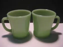 2 VINTAGE FIRE KING JADEITE D HANDLE COFFEE MUGS ANCHOR HOCKING