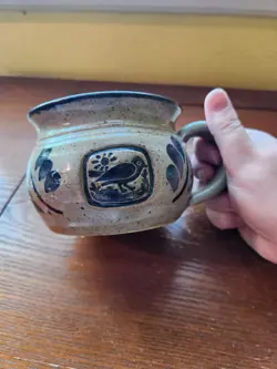 MUG SIGNED RARE