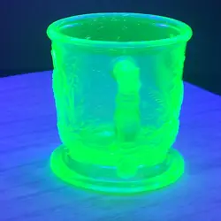 VASELINE GLASS