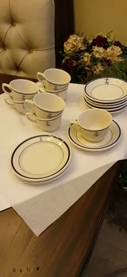 LOT: VINTAGE