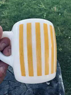 HAZEL ATLAS YELLOW