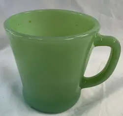 VTG FIRE KING JADEITE JADITE GLASS GREEN D HANDLE MUG CUP USA