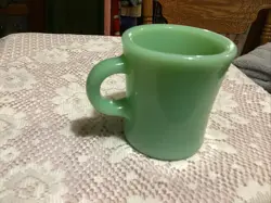 HOCKING JADEITE MUG
