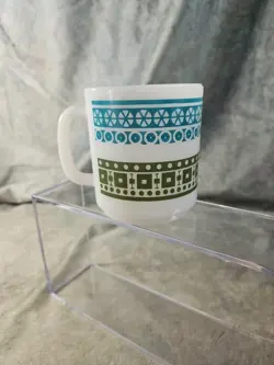 VINTAGE FIRE KING GLASS MUG