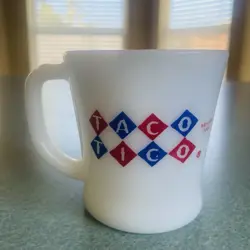 GLASS MUG SLEEPING