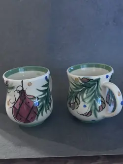 YULETIDE MUGS HOLIDAY