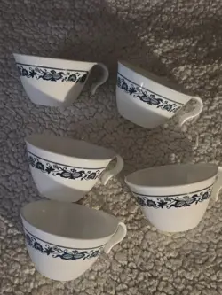 OLD TOWN FLORAL BLUE CUPS X 5 VINTAGE CORELLE BY CORNING WARE  HOOK COFFEE CUPS