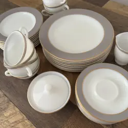 PLATES CUPS