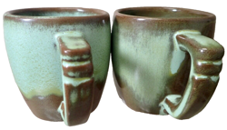 (2) VINTAGE FRANKOMA POTTERY PRAIRIE GREEN COFFEE MUGS CUPS 5CL