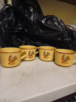 ROOSTER MUG