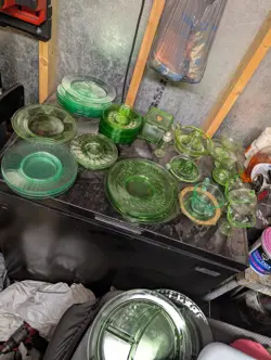 URANIUM GLASS LOT