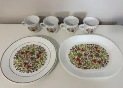 VINTAGE CORELLE INDIAN SUMMER 4 DINNER PLATES, 4 MUGS, AND A SERVING PLATTER