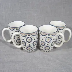 OF COFFEE MUGS