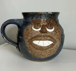 FACE MUG VINTAGE STUDIO ART 3D POTTERY UGLY FACE MUG-BIG SMILE SIGNED ARBON