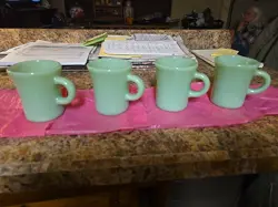 LOT 4 VINTAGE FIRE KING JADEITE RESTAURANT WARE C HANDLE HVY GLASS MUGS FLAWLESS