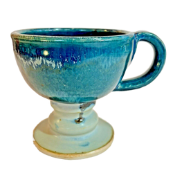 FOOTED MUG CUP