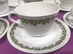 SAUCERS 12