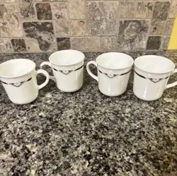 VINTAGE 1980S CORELLE