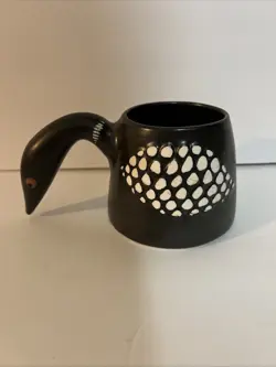 HANDMADE CERAMIC BLACK