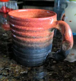ROWENTREES POTTERY MUG