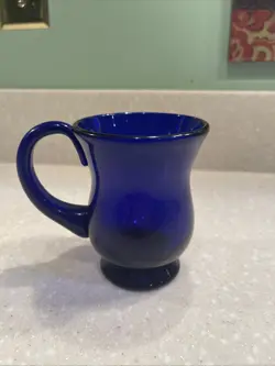 PITCHER CUP