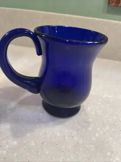 VINTAGE ANTIQUE