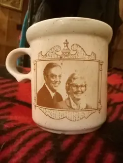 RARE VINTAGE MCCOY COLLECTIBLE MUG