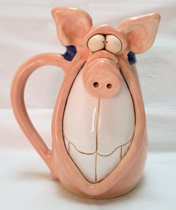 SMILING MUG HAND