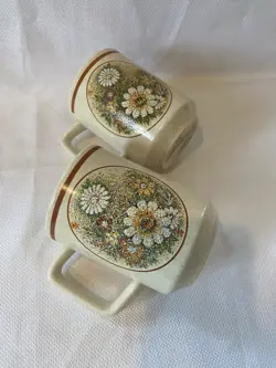 MUGS USA VINTAGE