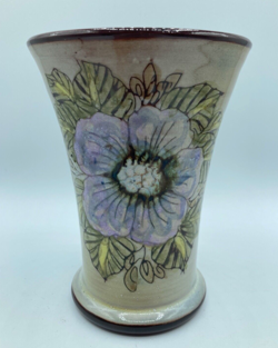 CHELSEA ART POTTERY LARGE MUG HAND PAINTED FLOWER VINTAGE SIGNED MADE IN ENGLAND